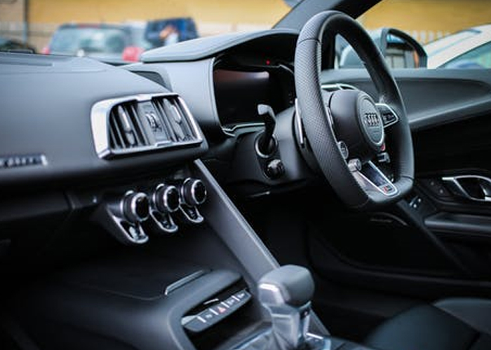 汽車內(nèi)外飾件檢測(cè)